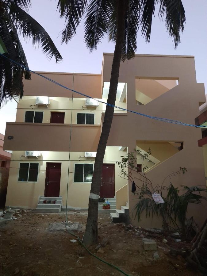 Raghavi Tourist Home Kanyakumari Exterior foto